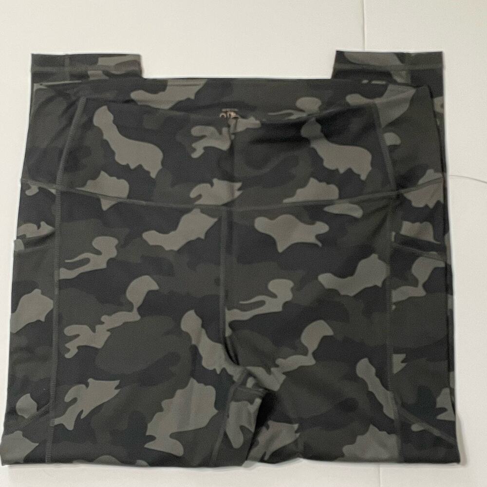 As Revival Altar’d State Ankle Leggings Women Size 2X Army Green Camo Yoga NEW - Picture 2 of 9